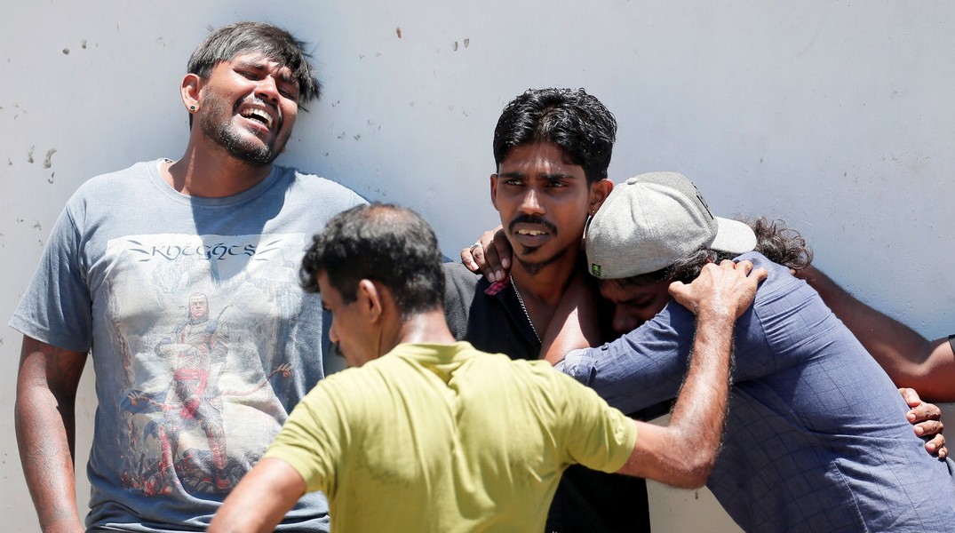 [ẢNH] Động thái của Sri Lanka sau vụ đánh bom hàng loạt ngày lễ Phục Sinh